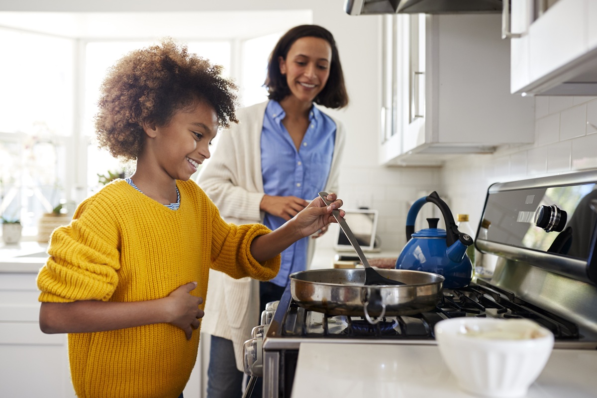 Child cooking