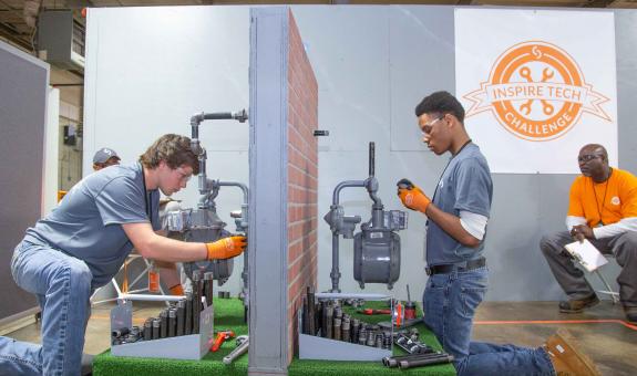 Students competing in natural gas challenge